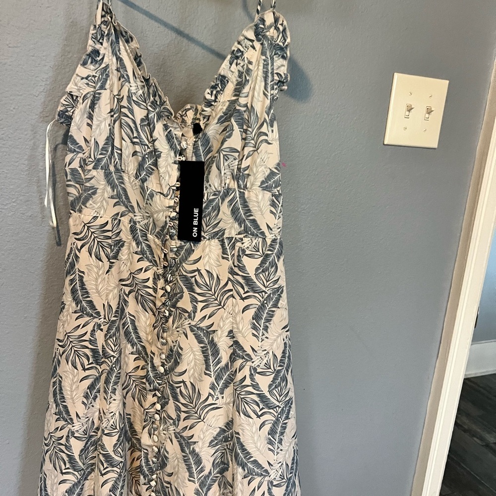 Womens Palm Print Midi Dress Medium Blue White Tropical Leaf Button Up Vacation - Picture 3 of 14